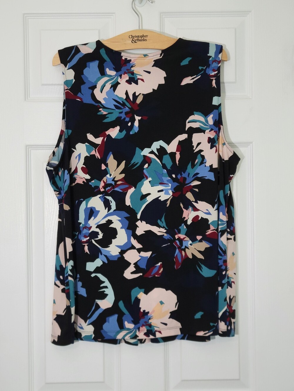 Dana Buchman Floral Print Sleeveless Drape Top Plus Size 1x - Picture 6 of 6